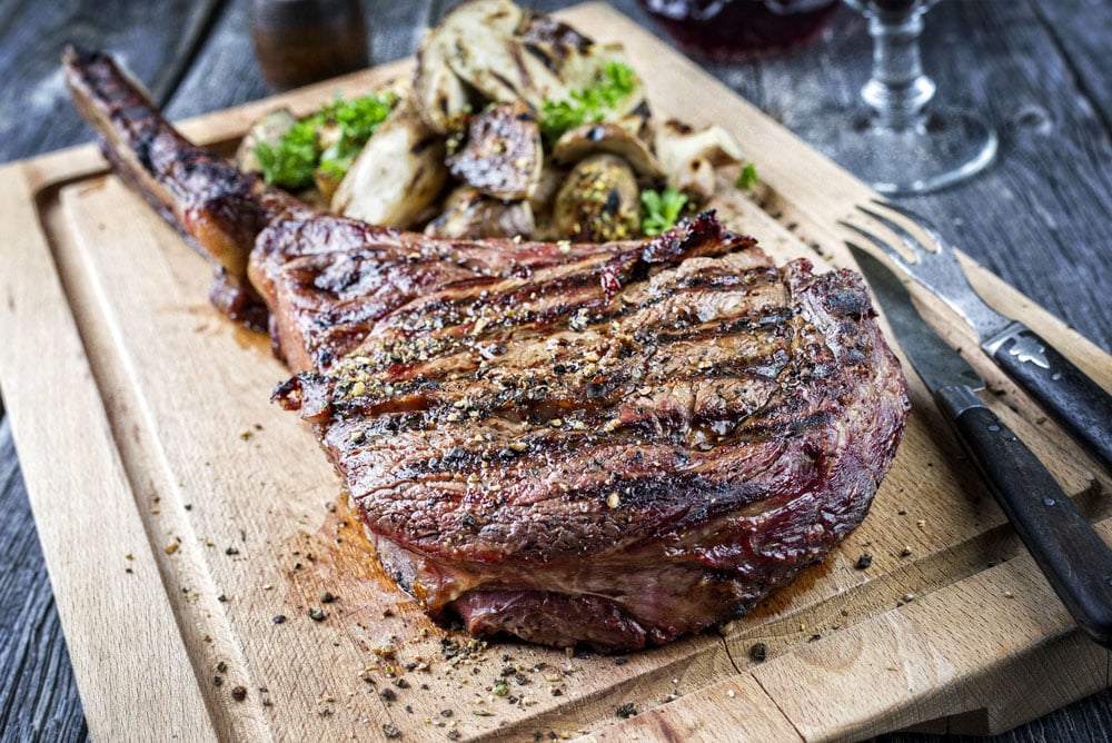 Banner : Comment cuire une côte de bœuf au barbecue ?