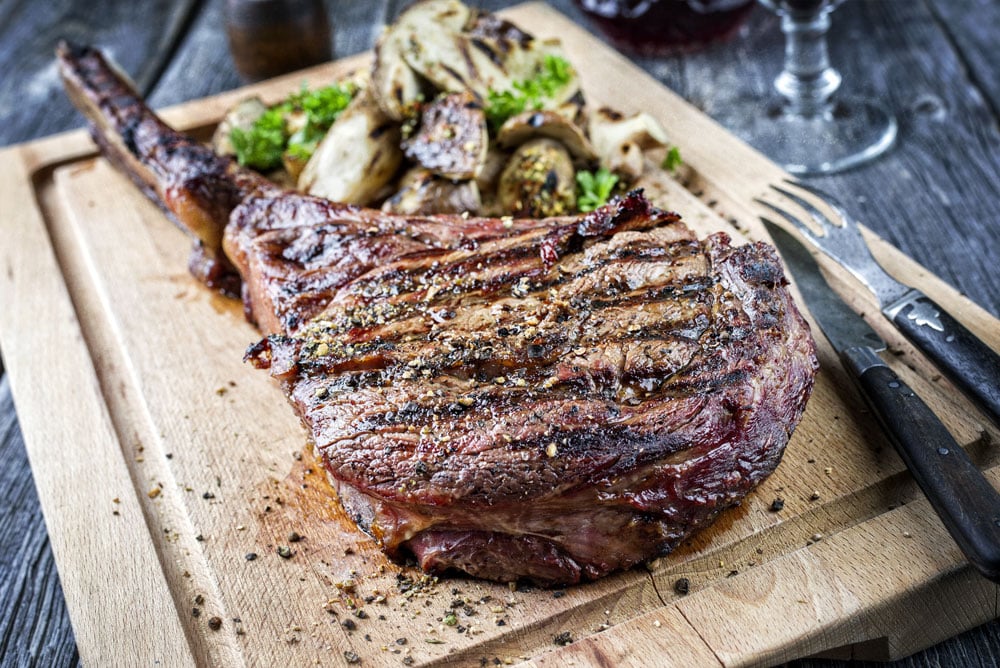 comment cuire une côte de boeuf au barbecue ?