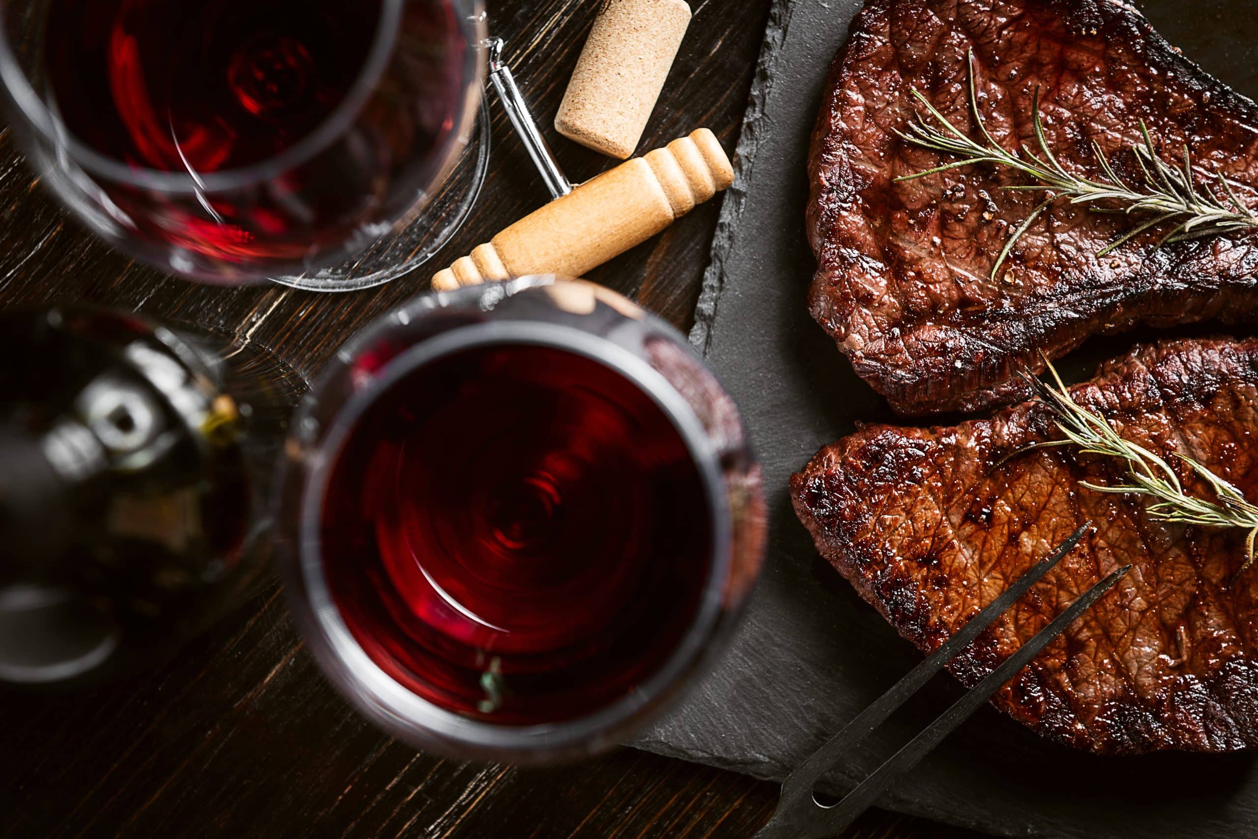 Banner : Quel vin servir avec de la viande rouge ?